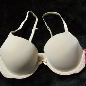 Xhilaration Lightly Lined Bra 32B NWT U
